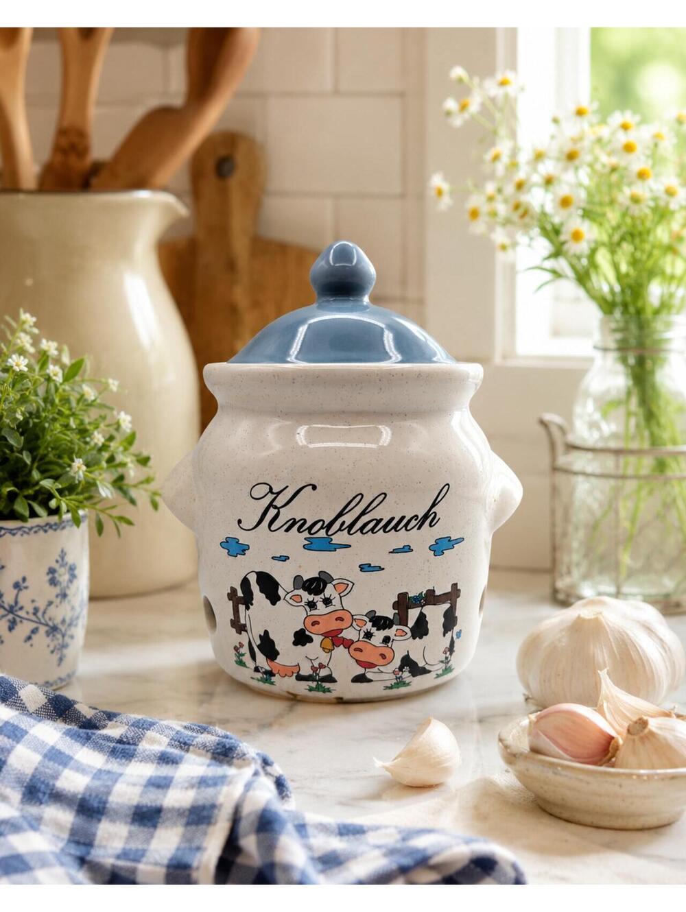 Vintage Country Cow Garlic Keeper Ceramic Knoblauch Canister w/Blue Lid